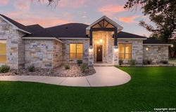 168 bobby lynn, Adkins, TX 78101