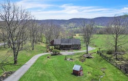 2998 Green Valley Rd., PETERSTOWN, WV 24963