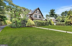 51 N EVERGREEN AVENUE, WOODBURY, NJ 08096