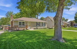 19304 E R D Mize Road, Independence, MO 64057