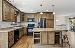 13600 Grand Avenue, Burnsville, MN 55337
