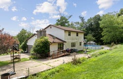 255 Shofar Lane, Triadelphia, WV 26059