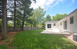 222 S Park Street, Zeeland, MI 49464