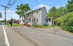 11 Axford Ave, Oxford Twp., NJ 07863-3207