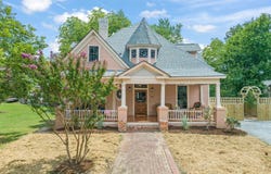 210 E Trinity Avenue, Durham, NC 27701
