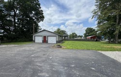 83 Lake Forest Drive, Campbellsville, KY 42718
