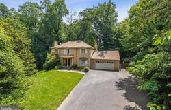 9100 QUARTER COURT, VIENNA, VA 22182