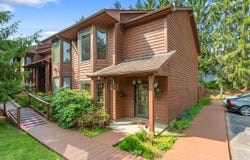 705 COLHOUN Street NE, Christiansburg, VA 24073