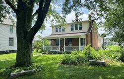1318 Avenue F, Fort Madison, IA 52627