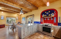 174 Hondo Seco Road, Arroyo Hondo, NM 87513