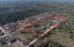 194 Williams Ln, Cedar Creek, TX 78612