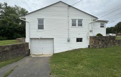 154 North Drive, Marion, VA 24354