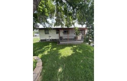 403 Linden Ave, Glendive, MT 59330