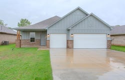 4610 Sandhill, Enid, OK 73703-2891