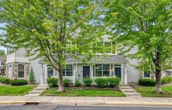 3033 Chamberlain Street N, Maplewood, MN 55109