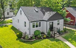 856 Maurice Ave, Rahway City, NJ 07065-2103