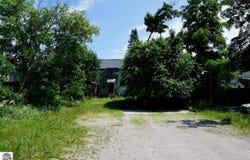 204 S Division Street, Traverse City, MI 49684