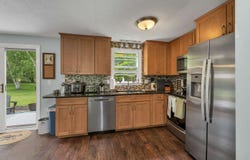 8 Toftree Lane, Dover, NH 03820