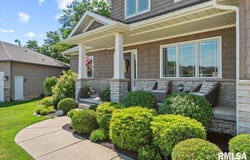 1838 Avenel Lane, Chatham, IL 62629