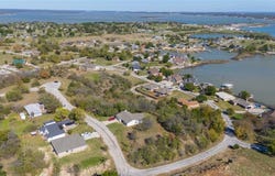 17 Bayside Drive, Runaway Bay, TX 76426