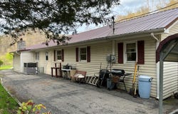 179 WALTERS BRANCH, Williamsport, KY 41271