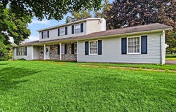 69 Woodberry Road, New Hartford, NY 13413