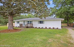 1013 Young Street, Broussard, LA 70518
