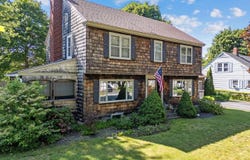 36 Woodlawn Avenue, Auburn, ME 04210