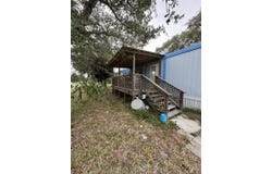 1001 Merinel LN, Rockport, TX 78382