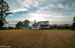 8564 S Nc 41 Highway, Wallace, NC 28466