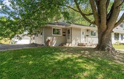 2622 Mcnair Drive N, Robbinsdale, MN 55422