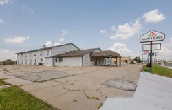 1001 E 16th St., Wellington, KS 67152
