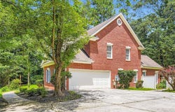 100 Hamilton Glen Court, Fayetteville, GA 30215