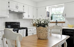 5964 SE Hilltop Road, Holt, MO 64048