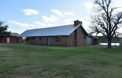 364 Wharton Drive, Seymour, TX 76380