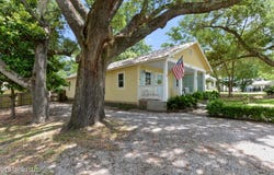 149 Bay View Court, Bay Saint Louis, MS 39520