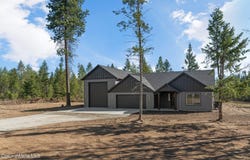 4953 E Sarah Loop, Athol, ID 83801