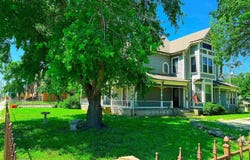 1357 S Broadway Ave, Wichita, KS 67211-3127