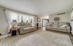 6890 HARTWIG, CHERRY VALLEY, IL 61016
