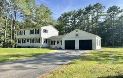 7 Lyn Court, Raymond, ME 04071