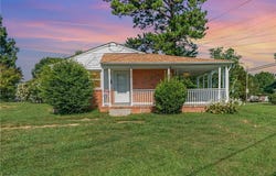 3020 Carver School Road, Winston-Salem, NC 27105