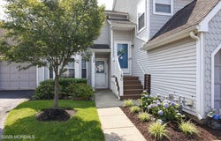 39 Poplar Place, Freehold, NJ 07728