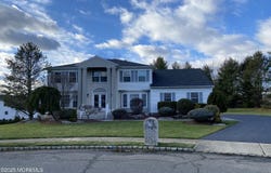 7 Erte Place, Marlboro, NJ 07746