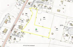 Main Road, Tiverton, RI 02878