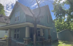 1131 Lyon Street, Carthage, MO 64836