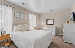 25280 LAKE SHORE SQUARE, CHANTILLY, VA 20152
