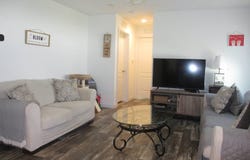 19 Parakeet Hill Dr, Lake Orion, MI 48359
