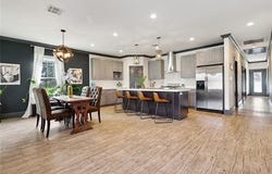 229 JAGUAR Drive, Arabi, LA 70032