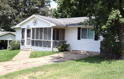 404 MOORE ST, DEXTER, MO 63841