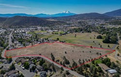 848 French St., Yreka, CA 96097